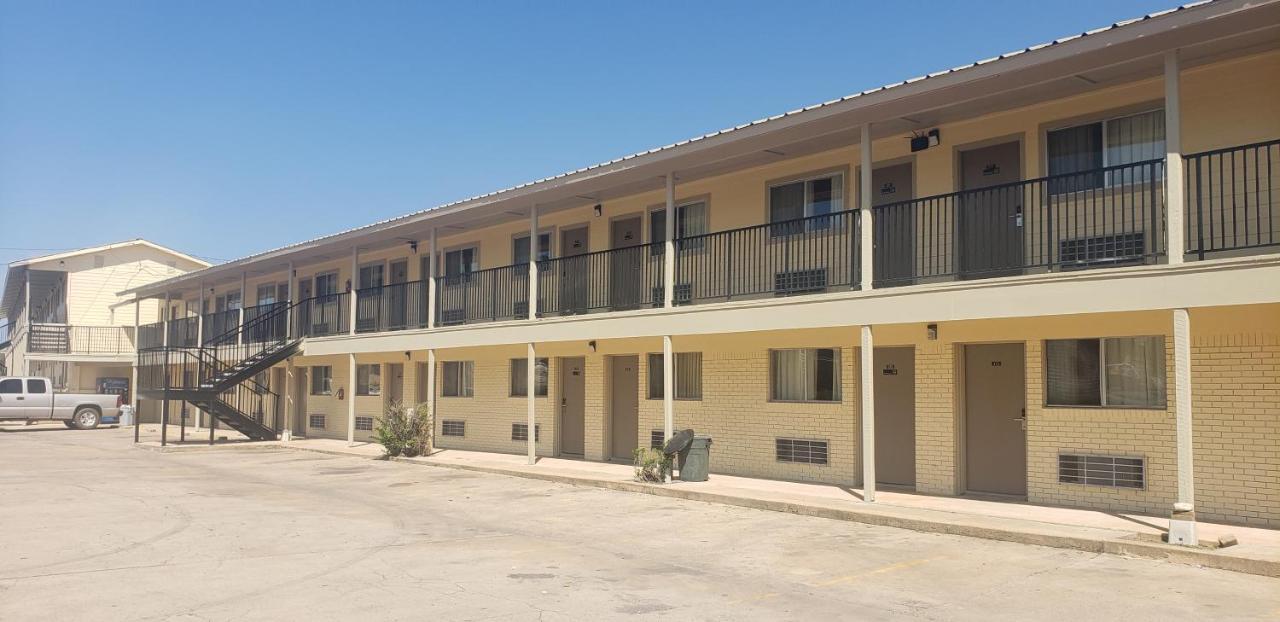 Gold Key Inn Brady Екстер'єр фото