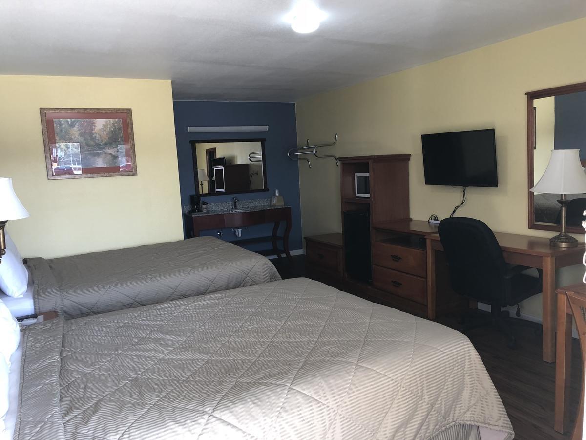 Gold Key Inn Brady Екстер'єр фото